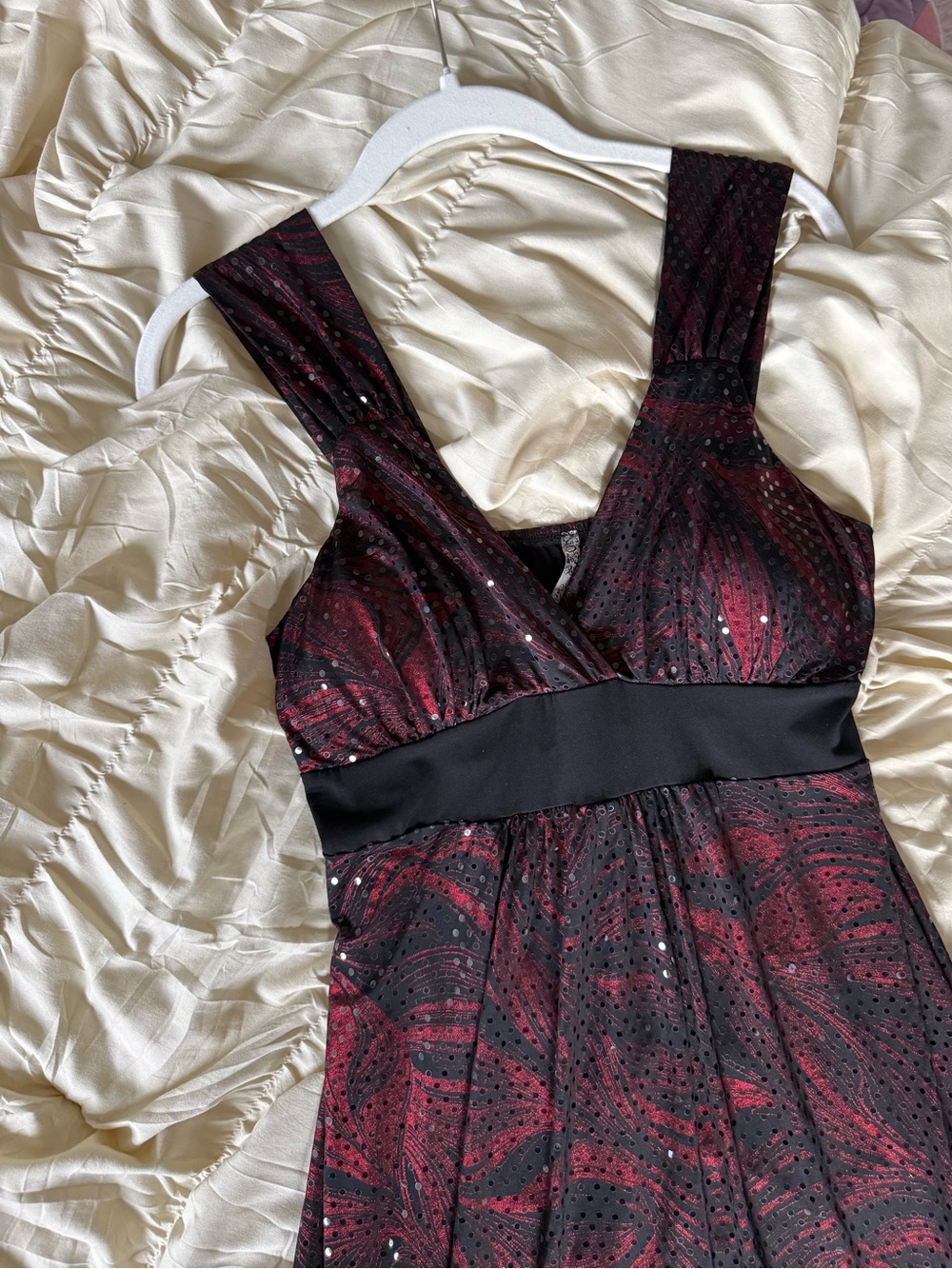 Carrie Allen Black and Red Sequined Formal Dress